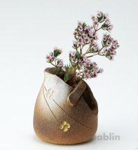 Shigaraki pottery Japanese small vase tebukuro flower H 8.5cm