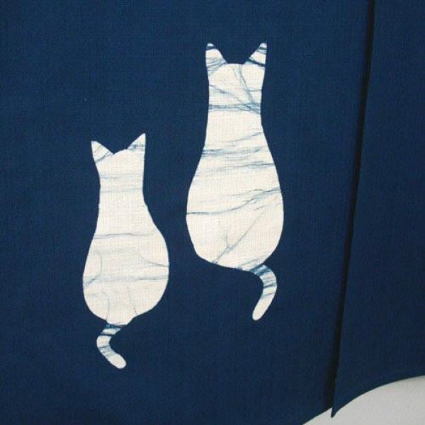 Photo2: Kyoto Noren Japanese curtain Cats Rozome wax resist textile 85cm x 150cm