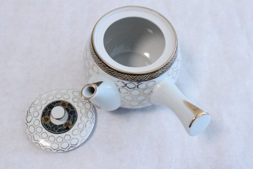 Other Images2: Kutani Porcelain Futatuki Yunomi kikko haku Japanese tea cups & tea pot set