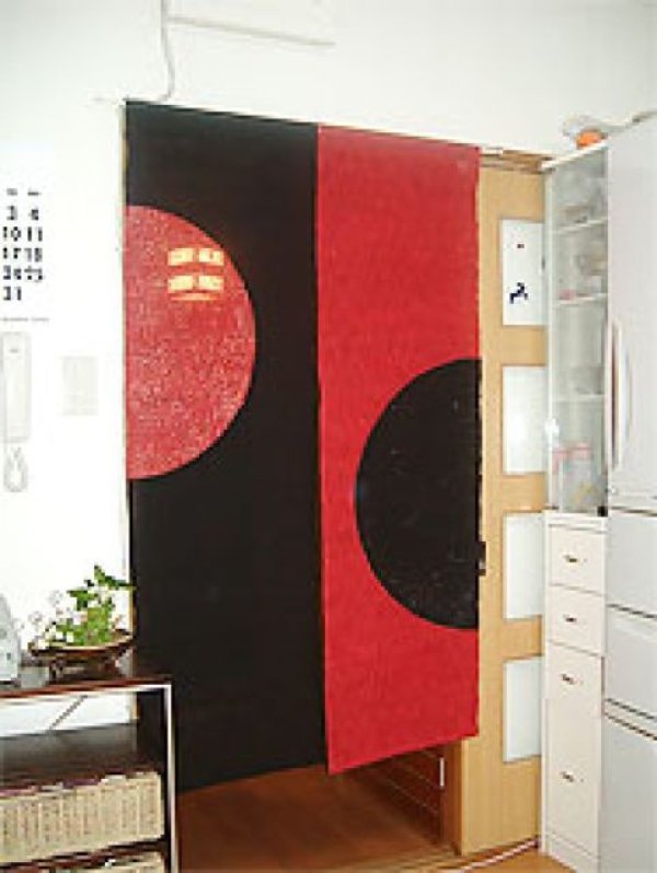 Photo3: Kyoto Noren SB Japanese batik door curtain Han Semicircle black/red 88cm x 150cm