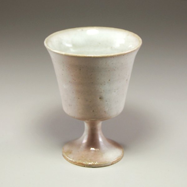 Photo1: Hagi Senryuzan climbing kiln Japanese pottery sake cup wine glass yohen H9.5cm