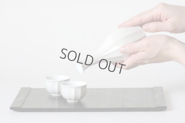 Photo5: Arita porcelain Japanese sake bottle & cups set white crystal glaze Seito 200ml