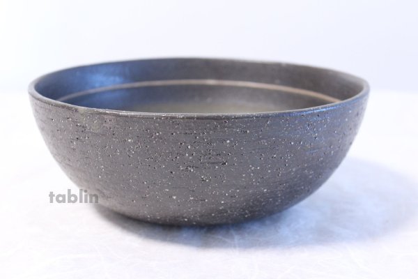 Photo1: Shigaraki pottery Japanese soup noodle serving bowl black sai D200mm