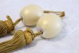 Photo2: Weight for Japanese hanging scroll FUCHIN stone Kutani porcelain gold pearl-like (2)