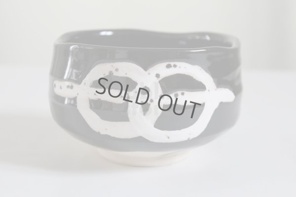 Photo3: Mino yaki ware Japanese tea bowl Kuro oribe shiro kibo chawan Matcha Green Tea