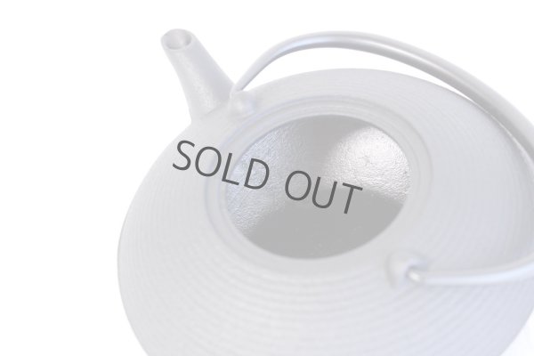 Photo6: Japanese Cast Iron Teapot Kettle Nambu Tetsubin Oigen itome flat 900ml *1 day shipping