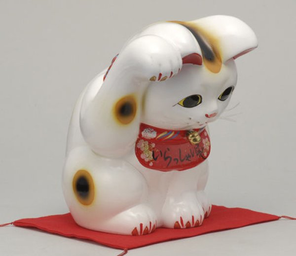 Photo2: Japanese Lucky Cat Tokoname YT Porcelain Maneki Neko bowing Right hand H25cm