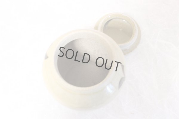 Photo6: Arita porcelain Tea Caddy Japanese tea container karakusa H10.5cm