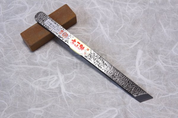 Photo2: Kiridashi Shirabiki knife Japanese Woodworking Okeya Yasuki white 2 steel 