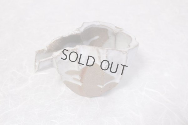 Photo5: Bizen ware pottery Sake bottle reishu white glaze Tomoyuki Oiwa 250ml