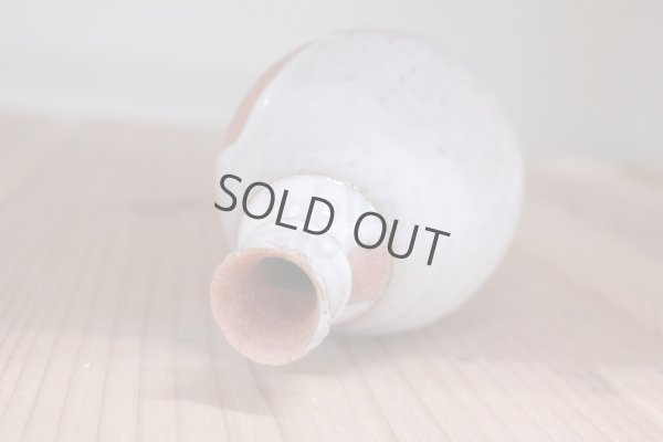 Photo4: Bizen ware pottery Sake bottle tokkuri white glaze Tomoyuki Oiwa 350ml