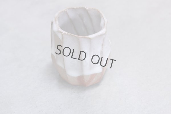 Photo7: Bizen ware pottery Sake guinomi tumbler Bar Mug white glaze mentori hidasuki Tomoyuki Oiwa 70ml