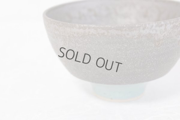 Photo6: Kiyomizu porcelain Japanese matcha tea bowl chawan Daisuke light green