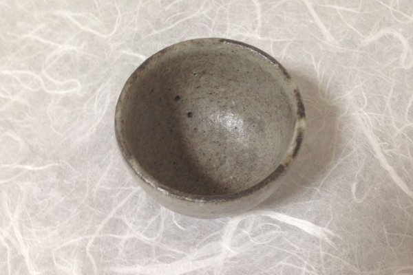 Photo12: Shigaraki pottery Japanese Sake bottle & cup set glaze kawari