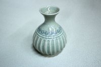 Kiyomizu porcelain Japanese tokkuri sake bottle vase Minoru Ando shinogi haiyu 