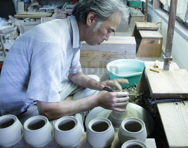 Photo4: Kiyomizu porcelain Japanese tokkuri sake bottle vase Minoru Ando shinogi seiji 