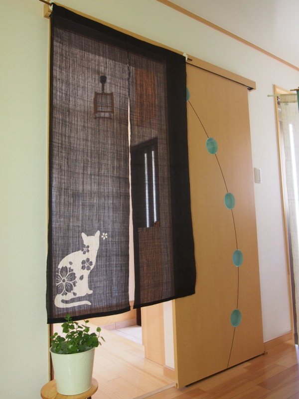 Photo1: Kyoto Noren SB Japanese batik door curtain cat Black 100% linen 88 x 150cm