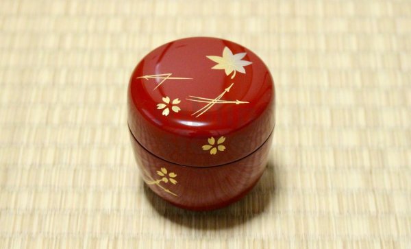 Photo1: Tea Caddy Japanese Natsume Echizen Urushi lacquer Matcha container sakura momiji Shu