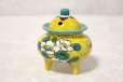 Photo2: Kutani Porcelain Japanese incense burner koro yoshidaya sazanka H 8.5cm (2)