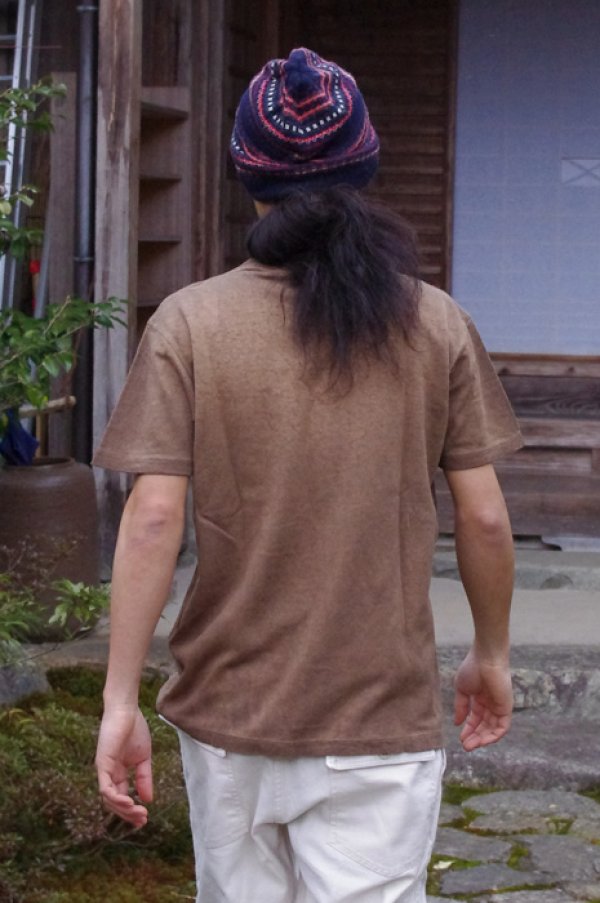 Photo2: Natural and Hand dyes Mitsuru unisexed T-shirt made in Japan climbing eel