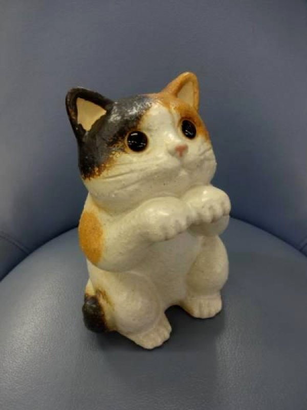 Photo1: Shigaraki pottery Japanese neko Cute cat mike H 18cm