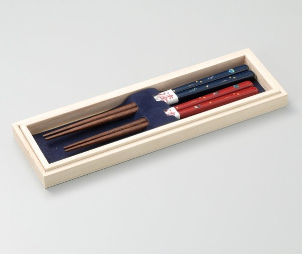 Photo2: Echizen Japanese lacquer wooden chopsticks moon sakura cherry Gift Box set
