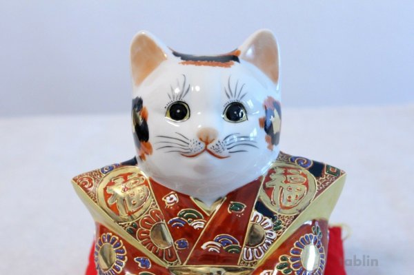 Photo1: Japanese Lucky Cat Kutani yaki ware Porcelain Maneki Neko Fukusuke sakari