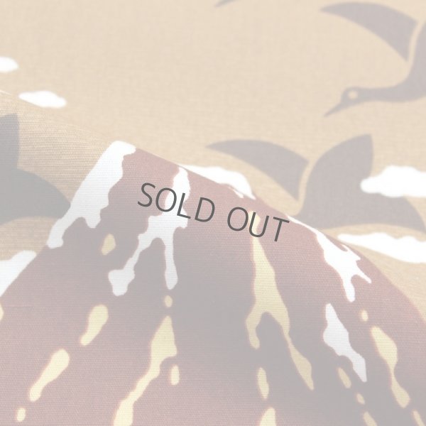 Photo4: Japanese floor pillow cushion cover zabuton cotton Hokusai Mt.Fuji 55 x 59cm