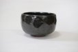 Photo2: Mino Japanese pottery tea ceremony matcha bowl black cracking glaze zen chawan (2)