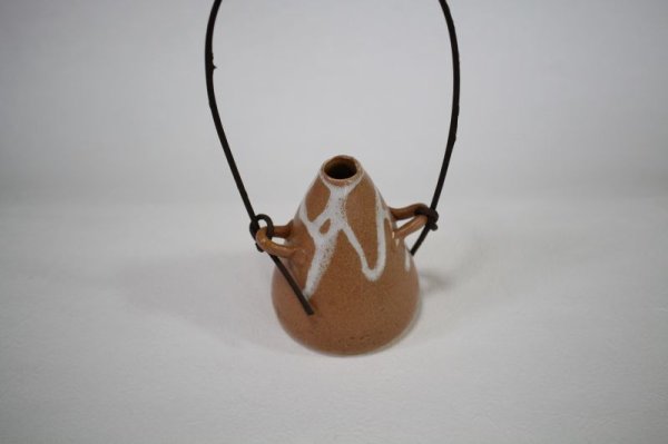 Photo6: Shigaraki Japanese pottery Vase small kakewakesankaku  H 9.5cm 