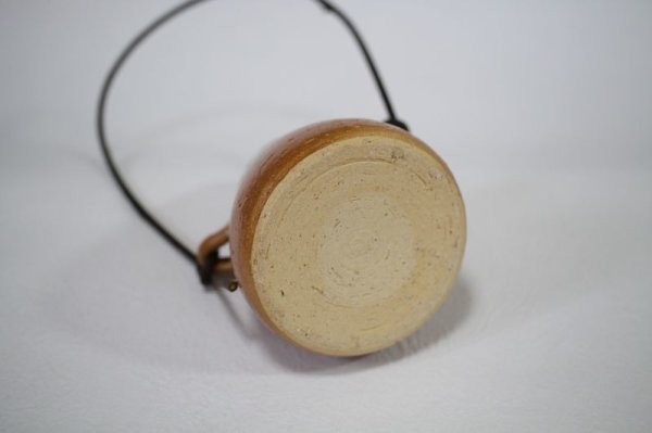 Photo3: Shigaraki Japanese pottery Vase small kakewakesankaku  H 9.5cm 