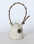 Photo8: Shigaraki pottery Japanese small vase white glaze wood handle maru H 75mm