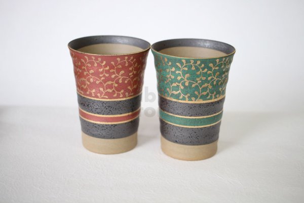 Photo1: Kutani porcelain Japanese Bar Mugs M3 Kin-karakusa gold green red set of 2