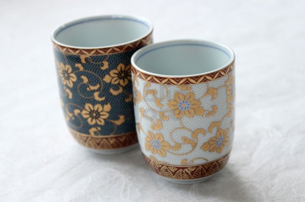 Photo2: Kutani Porcelain Japanese tea cups Aochibu Hakuchibu (set of 2)