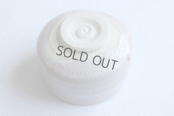 Photo6: Mino yaki ware Japanese tea bowl Sakura shino chawan Matcha Green Tea