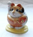Photo1: Japanese Lucky Cat Kutani Porcelain Maneki Neko yonhachi oukoku H 14.5cm  (1)