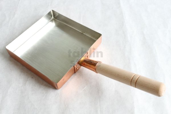 Photo2: Japanese copper rolled egg making pan  Nakamura square kanto with wooden handle any size