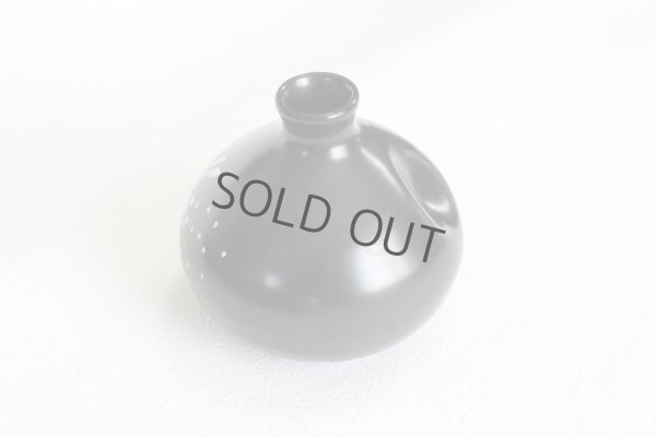 Photo8: Kutani Porcelain Japanese small vase haneusagi H 8.5cm