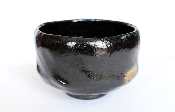Photo1: Kuro black Raku ware Shoraku Sasaki Jyo Japanese matcha tea bowl chawan with a wooden box