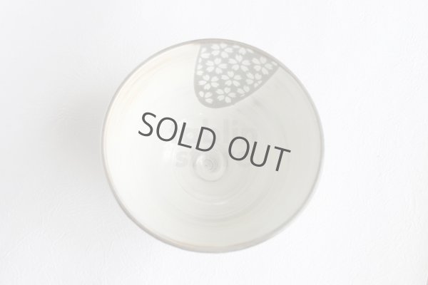 Photo7: Kiyomizu relief cherry gray Hiroshi Sasatani Japanese matcha tea bowl chawan