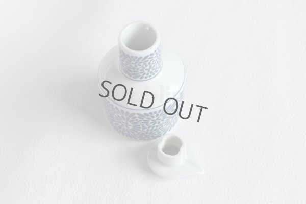 Photo9: Arita porcelain Japanese soy sauce pot bottle tako karakusa blue 200ml