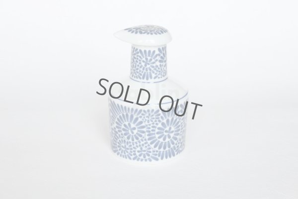 Photo7: Arita porcelain Japanese soy sauce pot bottle tako karakusa blue 200ml
