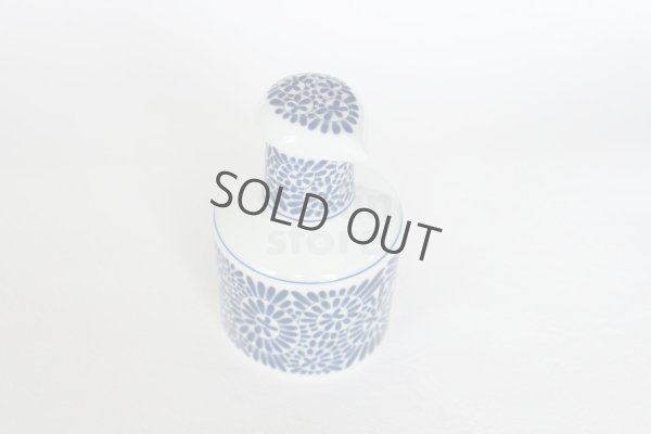 Photo6: Arita porcelain Japanese soy sauce pot bottle tako karakusa blue 200ml