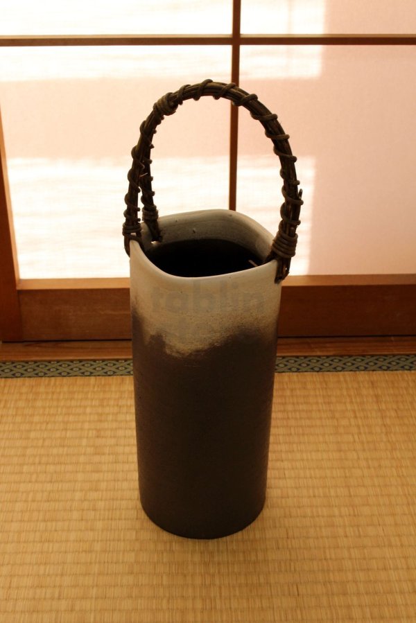 Photo2: Shigaraki Japanese pottery Vase tsuchi zansetsu kakuto L2 H 30cm