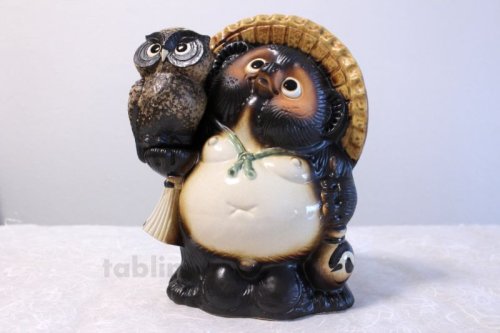 Other Images3: Shigaraki pottery Japanese figurineTanuki Raccoon Dog with Owl H26cm