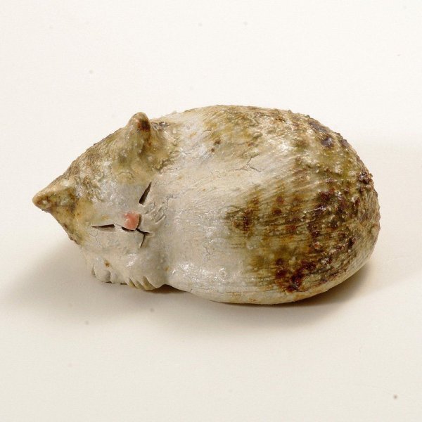 Photo1: sleep cat neko Shigaraki pottery Japanese doll L W14.0cm