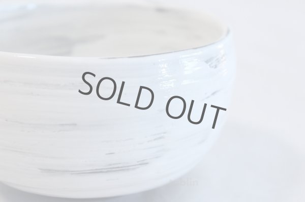Photo2: Arita porcelain Japanese tea bowl black dirt white gla chawan Matcha Green Tea  (2)
