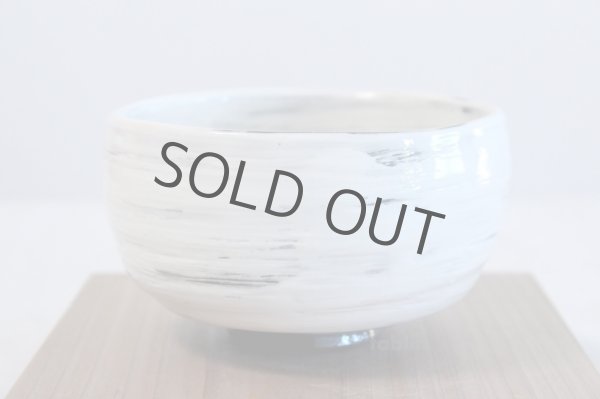 Photo5: Arita porcelain Japanese tea bowl black dirt white gla chawan Matcha Green Tea  (5)