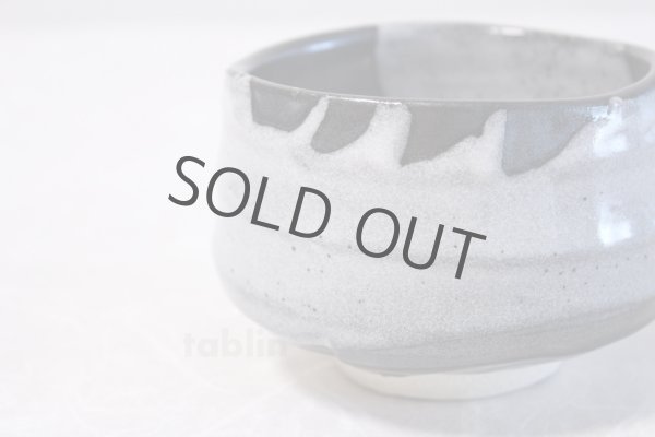 Photo3: Mino ware tea bowl Kurohaku nagashi kibo san Japanese chawan tea ceremony (3)