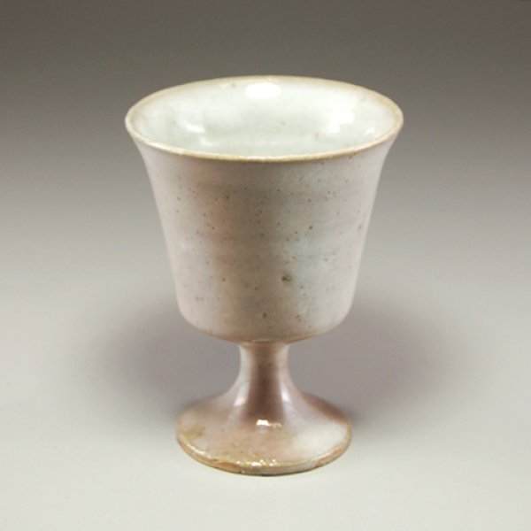 Photo1: Hagi Senryuzan climbing kiln Japanese pottery sake cup wine glass yohen H9.5cm (1)